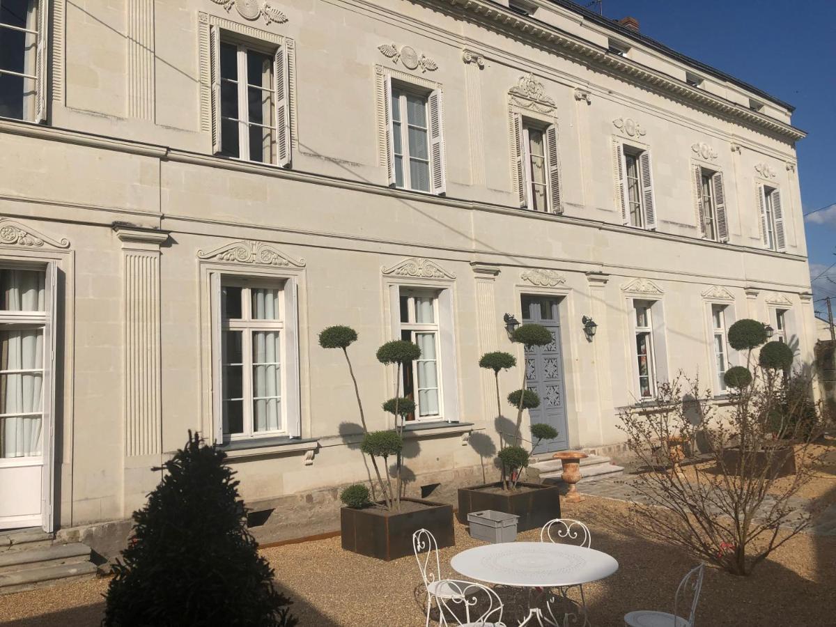 Aux Marquises Hotel Saumur Exterior photo